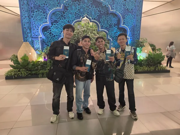 Keberangkatan Siswa Magang Jepang